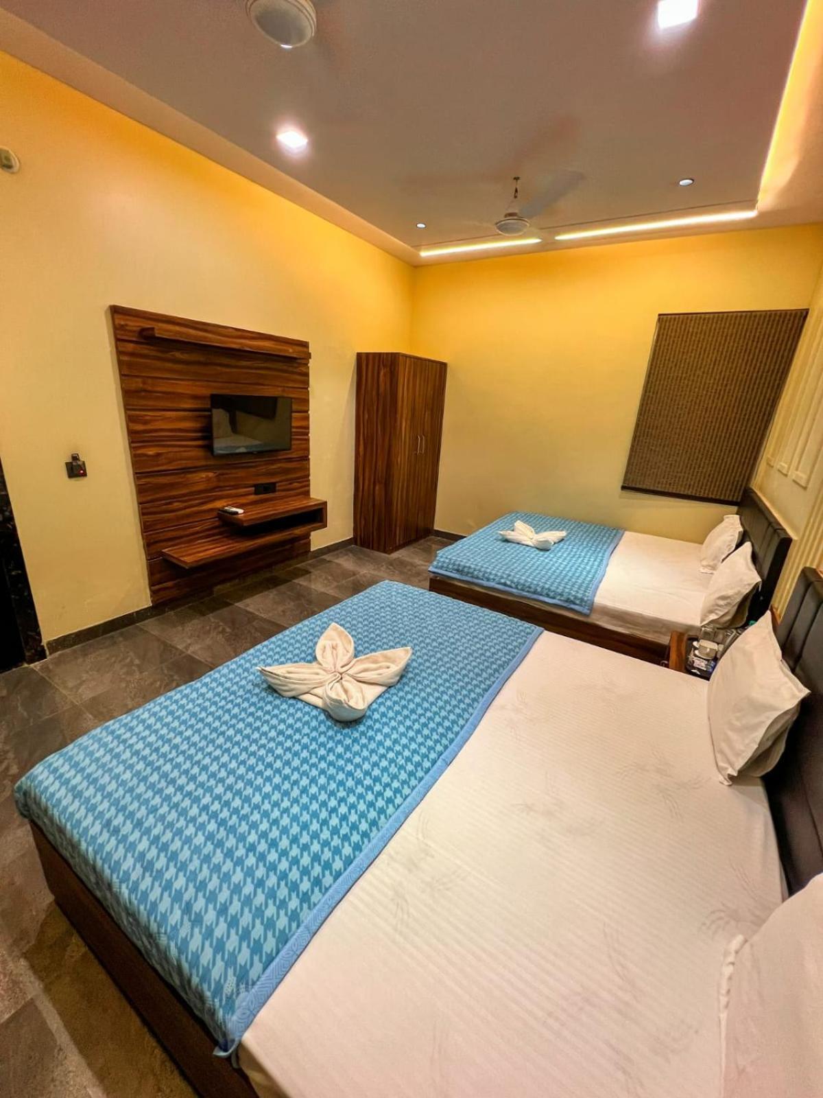 Gsm Hotel Vrindāvan Exterior foto